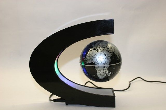 Globe Flottant  Electromagnétique Noir